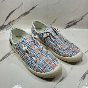 Casual Men’s Slip-On Athletic Sneakers in Blue & Red